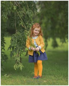 portrait of girl under weeping willow tree outdoor child photography Life in Focus Portraits family photographer Cardross Dunbartonshire